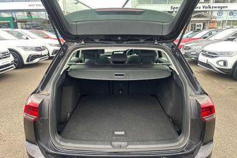 Volkswagen Golf Estate 1.5 eTSI Style 5dr DSG