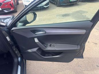 SEAT Leon 2.0 TDI EVO 150 FR 5dr DSG [DAP]
