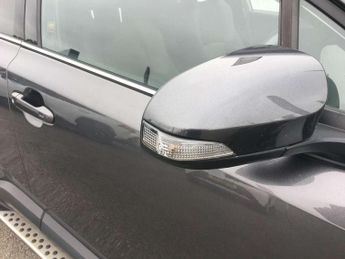Toyota C-HR 1.8 Hybrid Design 5dr CVT