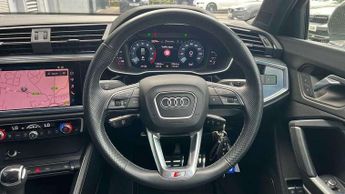 Audi Q3 45 TFSI e S Line 5dr S Tronic