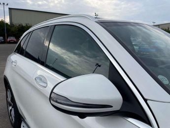 Mercedes-Benz GLC GLC 300d 4Matic AMG Line Premium Pls 5dr 9G-Tronic