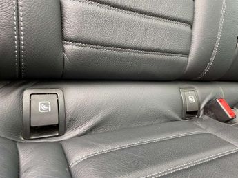 Mercedes-Benz GLC GLC 300d 4Matic AMG Line Premium Pls 5dr 9G-Tronic