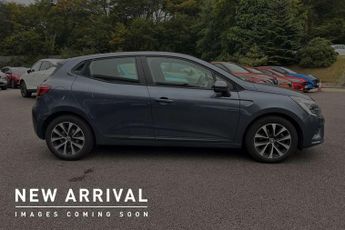 Renault Clio 1.6 E-TECH Hybrid 140 Iconic Edition 5dr Auto