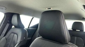Volvo XC40 Recharge 1.5 T4 Recharge PHEV Plus Dark 5dr Auto