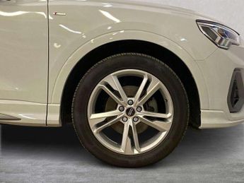 Audi Q3 35 TFSI S Line 5dr S Tronic [Leather]