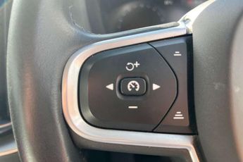 Volvo XC60 2.0 B4D Momentum 5dr Geartronic