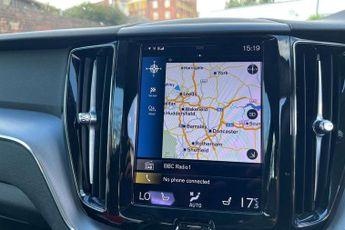Volvo XC60 2.0 B4D Momentum 5dr Geartronic