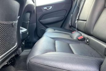 Volvo XC60 2.0 B4D Momentum 5dr Geartronic