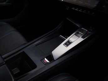 Peugeot 308 1.2 PureTech Allure Premium 5dr EAT8