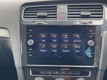 Volkswagen Golf 1.5 TSI EVO SE [Nav] 5dr