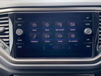 Volkswagen T-Roc 1.0 TSI SE 5dr