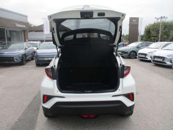 Toyota C-HR 1.8 Hybrid Dynamic 5dr CVT