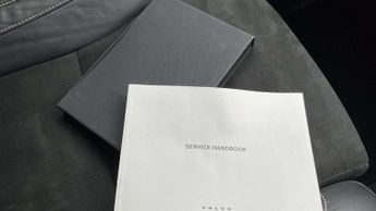 Volvo XC40 2.0 B4P R DESIGN 5dr Auto