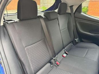 Toyota Yaris 1.5 Hybrid Design 5dr CVT