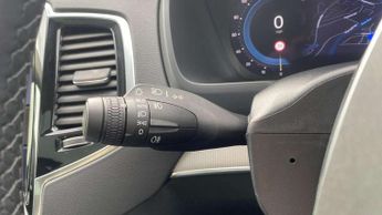 Volvo XC90 2.0 B5D [235] Plus Dark 5dr AWD Geartronic