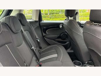 MINI Hatchback 5dr 2.0 Cooper S Classic 5dr Auto