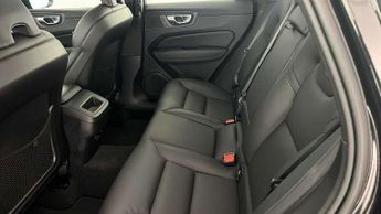 Volvo XC60 2.0 B5P Core 5dr AWD Geartronic