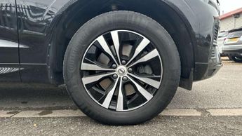 Volvo XC60 2.0 B5P Core 5dr AWD Geartronic