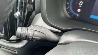 Volvo XC60 2.0 B5P Core 5dr AWD Geartronic