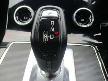 Land Rover Range Rover Evoque 2.0 D180 R-Dynamic HSE 5dr Auto