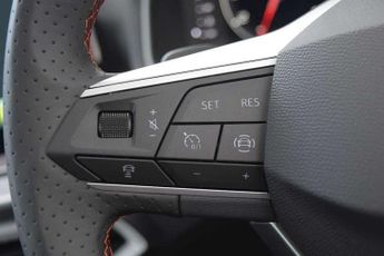 SEAT Arona 1.0 TSI 115 FR Black Edition 5dr DSG