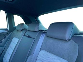 Volkswagen Tiguan 2.0 BiTDi 240 4Motion R-Line Tech 5dr DSG