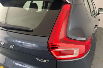Volvo XC40 2.0 T4 Inscription 5dr AWD Geartronic