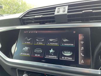 Audi Q3 35 TFSI S Line 5dr S Tronic