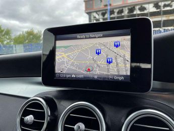 Mercedes-Benz GLC GLC 220d 4Matic AMG Line Premium 5dr 9G-Tronic