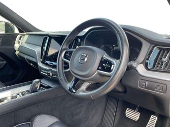 Volvo XC60 2.0 B4D R DESIGN 5dr AWD Geartronic