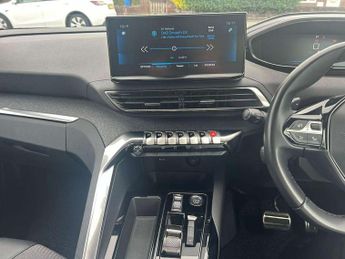 Peugeot 3008 1.2 PureTech Allure Premium+ 5dr EAT8