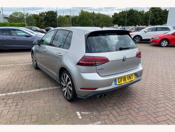Volkswagen Golf GTE 1.4 TSI GTE Advance 5dr DSG