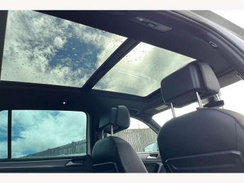 Volkswagen Tiguan 2.0 TDi 150 4Motion R-Line 5dr DSG