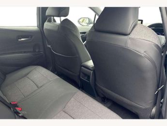 Toyota Corolla 1.8 Hybrid Design 5dr CVT