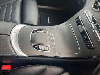 Mercedes-Benz GLC GLC 220d 4Matic AMG Line Premium 5dr 9G-Tronic