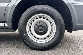 Volkswagen Crafter 2.0 TDI 140PS Commerce Plus High Roof Van Auto