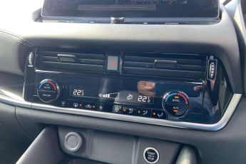 Nissan Qashqai 1.3 DiG-T MH 158 N-Connecta 5dr Xtronic