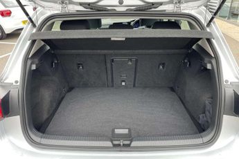 Volkswagen Golf 2.0 TDI Life 5dr DSG