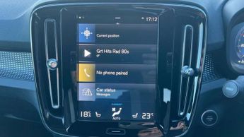 Volvo XC40 2.0 T4 R DESIGN Pro 5dr AWD Geartronic