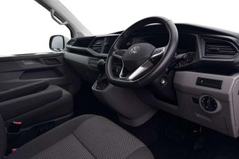 Volkswagen Transporter 2.0 TDI 150 Highline Kombi Van DSG