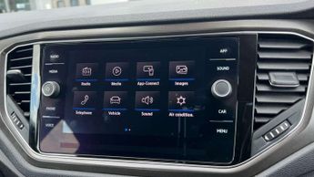 Volkswagen T-Roc 1.5 TSI EVO SE 5dr DSG