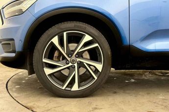Volvo XC40 2.0 D4 [190] First Edition 5dr AWD Geartronic