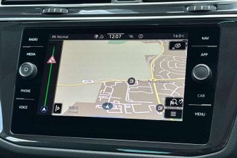 Volkswagen Tiguan 1.5 TSI 150 Elegance 5dr DSG