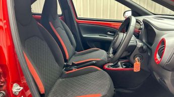 Toyota Aygo X 1.0 VVT-i Edge 5dr Auto