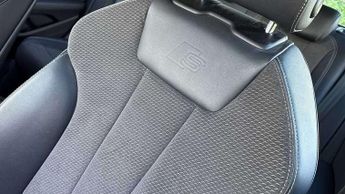 Audi A4 Avant 40 TDI Quattro S Line 5dr S Tronic
