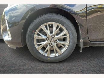 Toyota Yaris 1.5 VVT-i Icon 5dr CVT