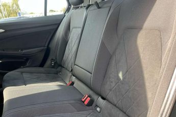 Volkswagen Golf 1.5 eTSI 150 Style 5dr DSG
