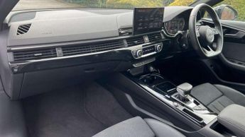 Audi A4 Avant 35 TDI Black Edition 5dr S Tronic