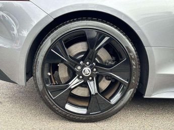 Jaguar F-Type 5.0 P450 Supercharged V8 75 2dr Auto AWD