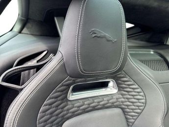 Jaguar F-Type 5.0 P450 Supercharged V8 75 2dr Auto AWD